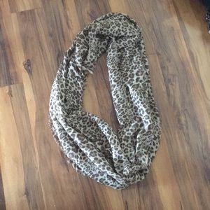 Leopard Infiniti scarf